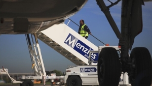 Menzies loses bid to cling onto airport ground handling tender