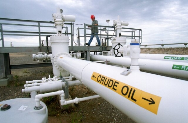 Oil supply cuts spark worry over fuel prices