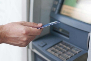 Top 10 ATM tips to keep your money safe this festive season