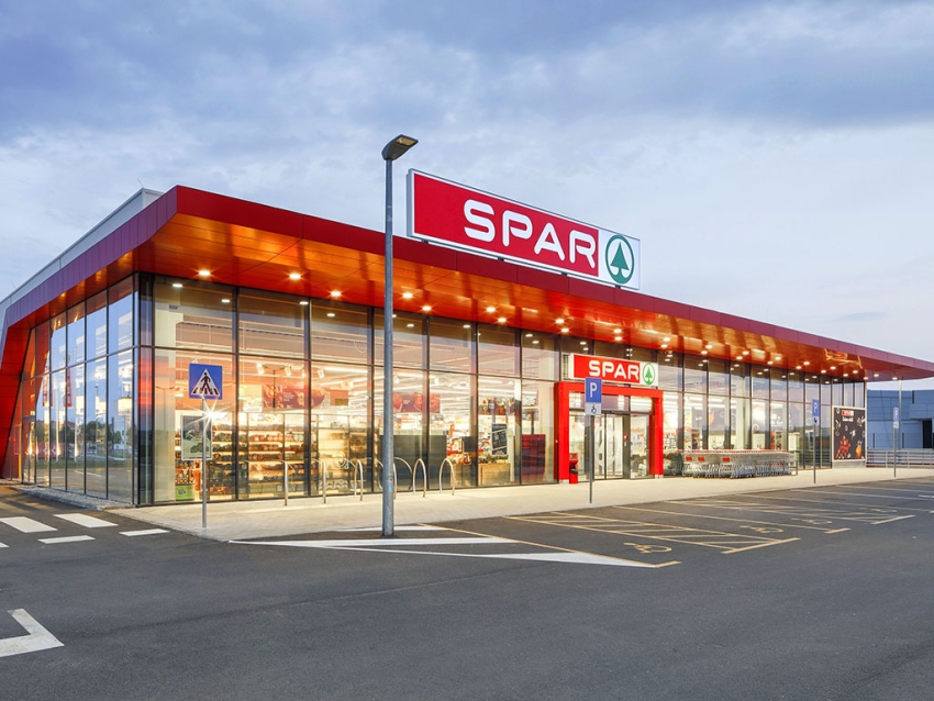 Spar plunges 10% as surge in SA costs hits profit